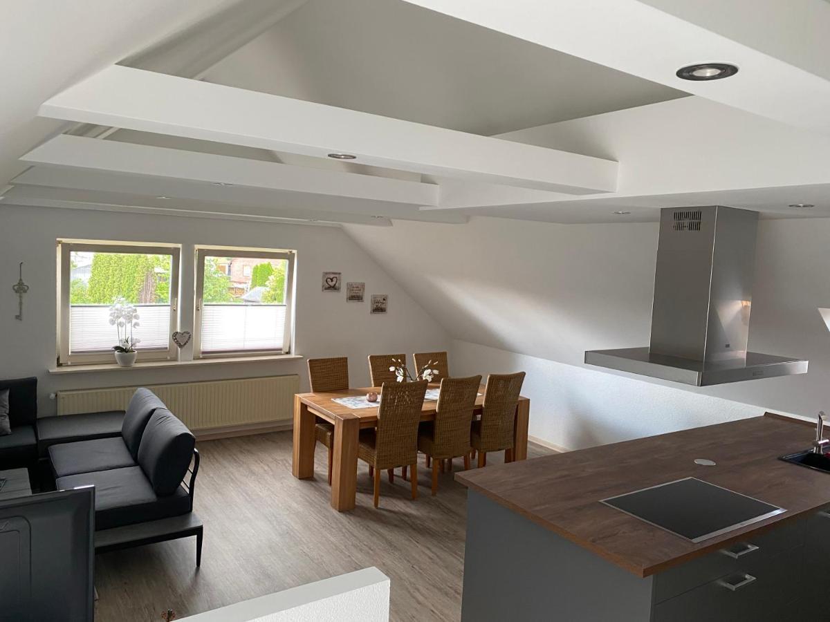 Traumhafte Dachgeschosswohnung Königslutter am Elm المظهر الخارجي الصورة